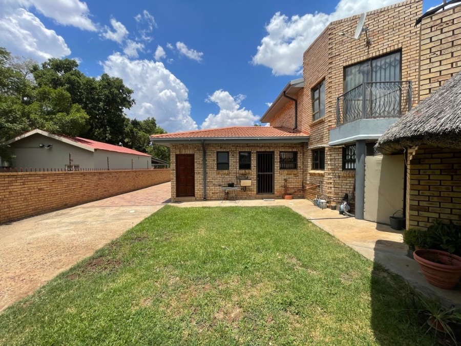 4 Bedroom Property for Sale in Christiana North West